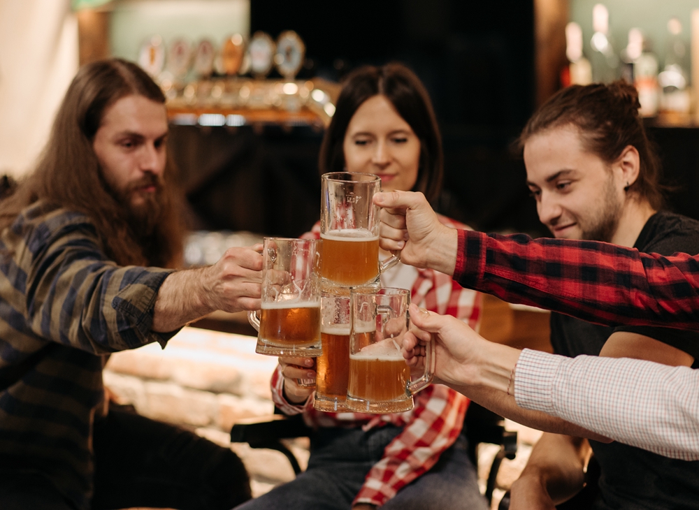 Dry Hopping of Craft Beer is Performed In Tiantai Brewery Equipment